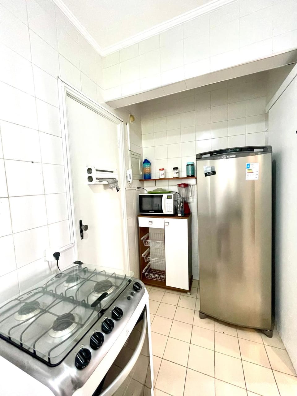 Kitchen or kitchenette, oven, stove
