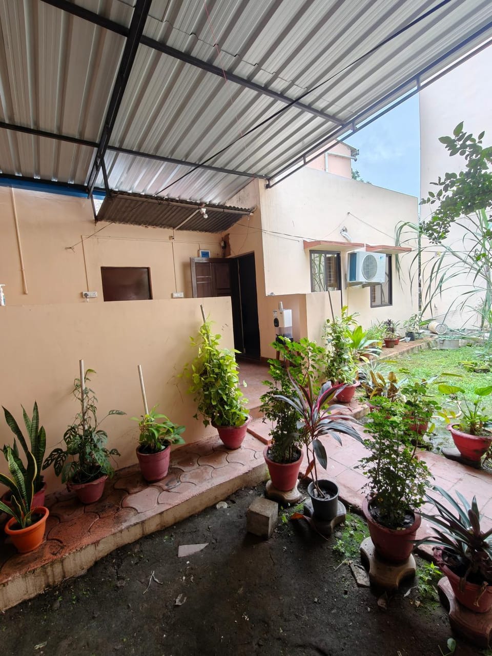 Property building, Garden view