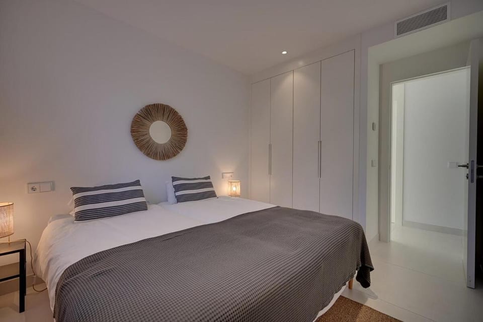 HigueronWest217 Stunning Sea Views 2 Pools Apartment in Costa del Sol