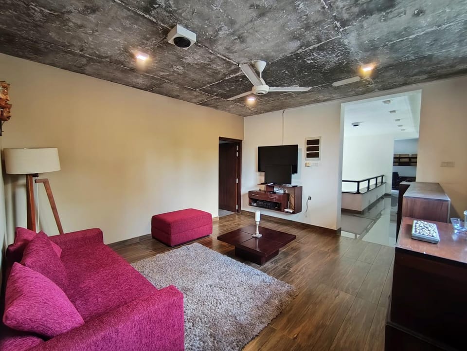 Communal lounge/ TV room, TV and multimedia
