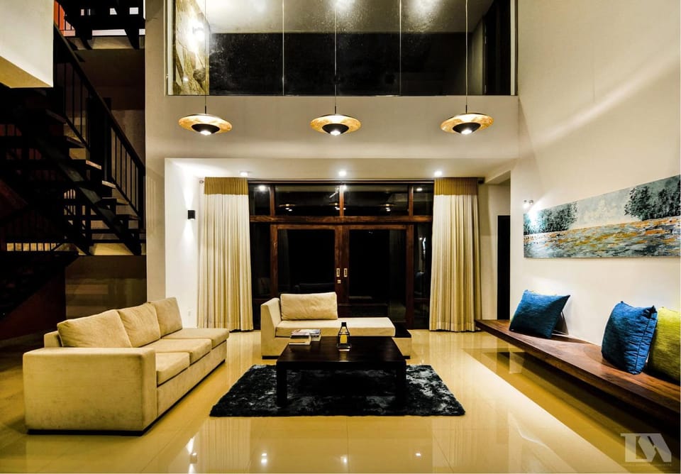 Living room, Internal: Not applicable to any particular room