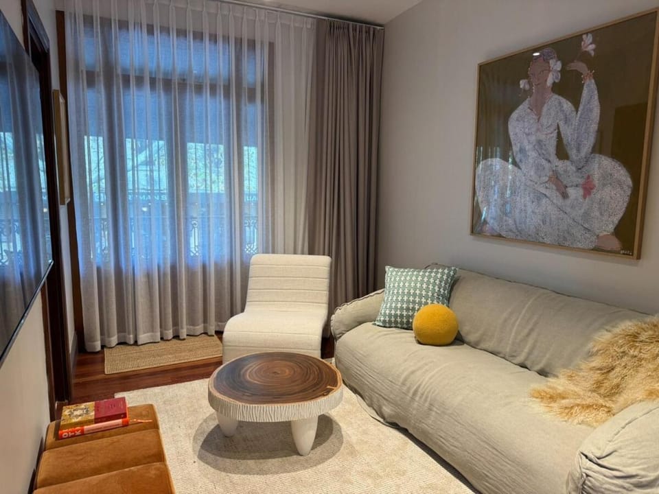 Chez Mimi, Elegant City Escape Apartment in Sydney