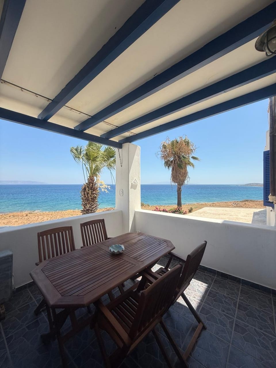 Coral Nest Apartment in Paros, Greece