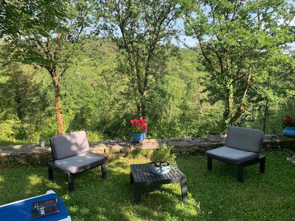 Jolie longère en pleine nature House in Occitanie