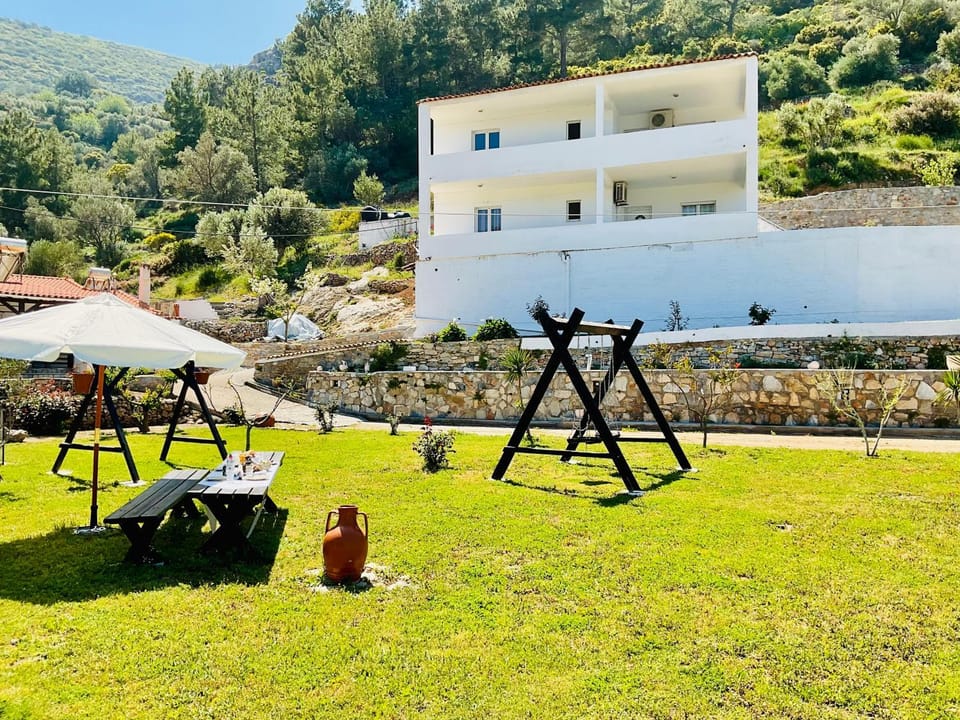 Seacret too Apartment in Samos, Greece