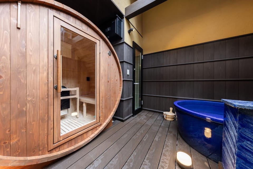 Sauna, Bath