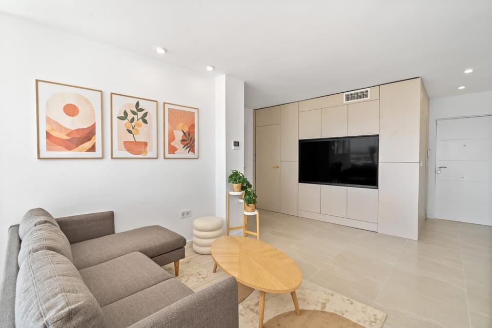 TV and multimedia, Living room, Seating area