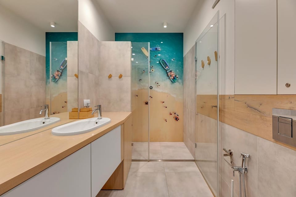Shower, Bathroom