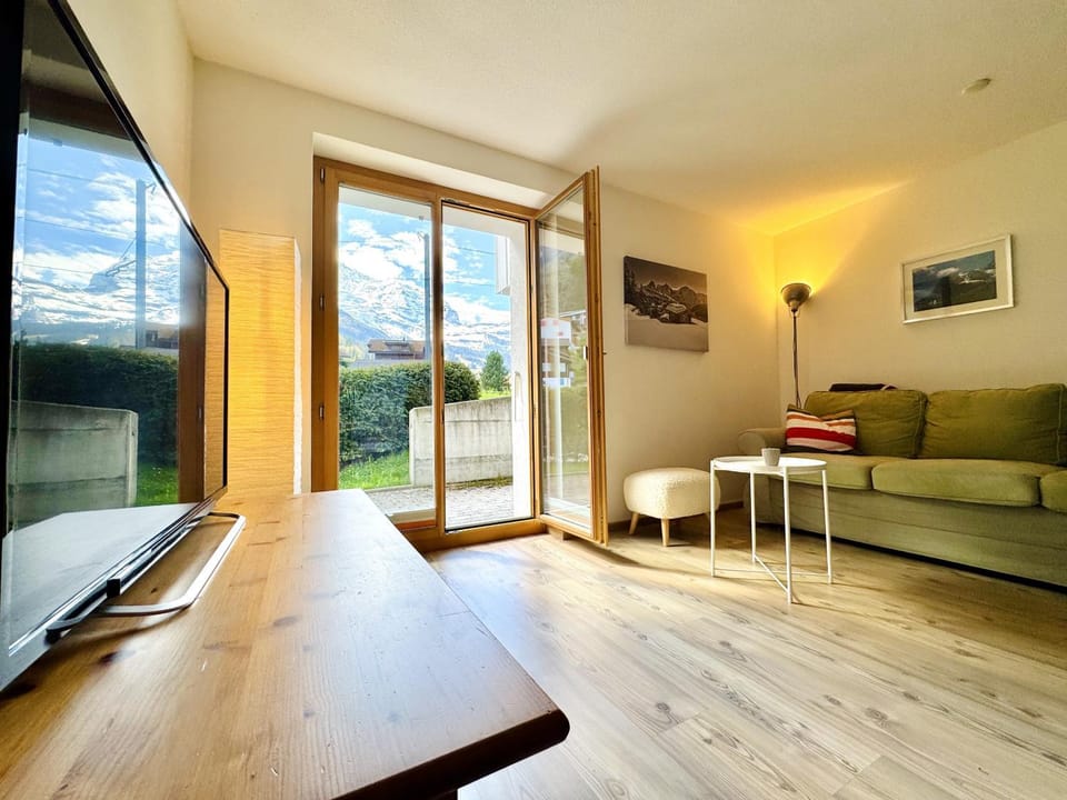Communal lounge/ TV room, Living room