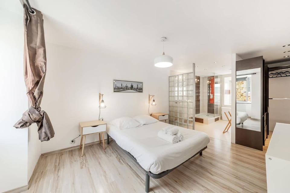Bed, Photo of the whole room, Bedroom, furniture, towels, wardrobe