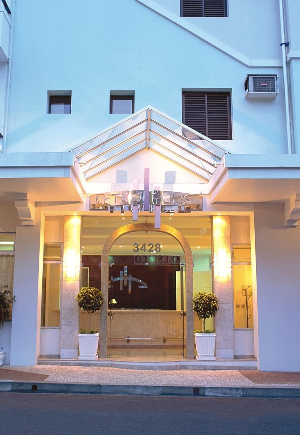 Facade/entrance