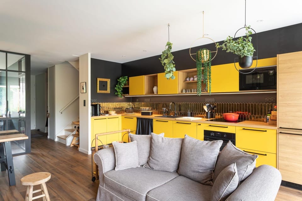 Kitchen or kitchenette, Living room