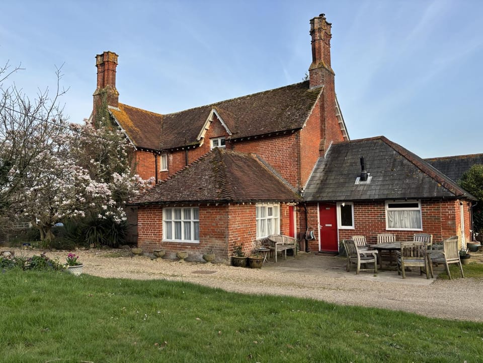 Property building, Spring, Day, Garden, Seating area, Garden view
