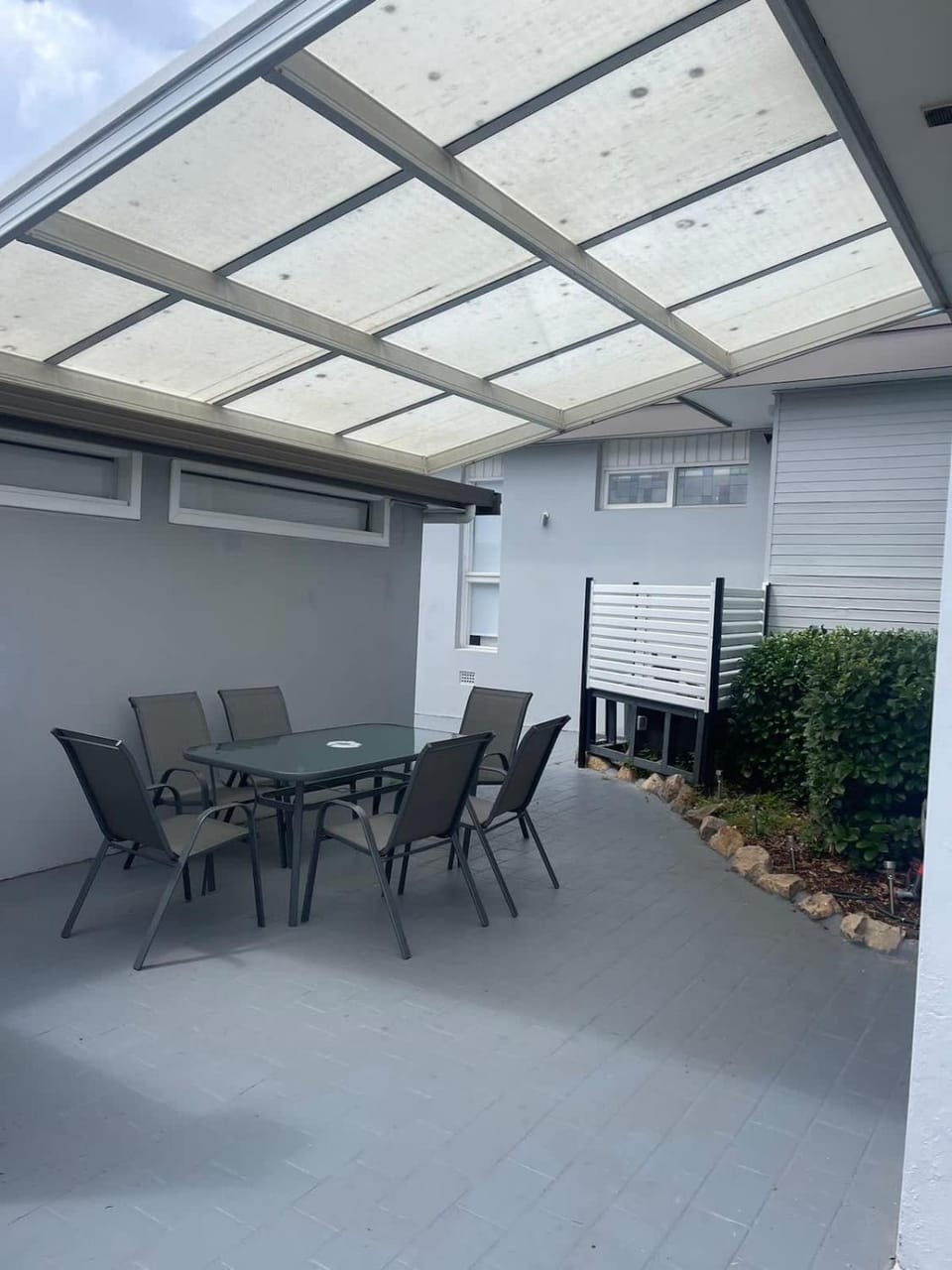 Sydney Moorebank 4 bed house close Liverpool House in Sydney