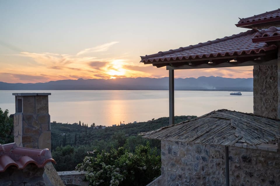 Day, Natural landscape, View (from property/room), Balcony/Terrace, Mountain view, Sea view, Sunrise, Sunset