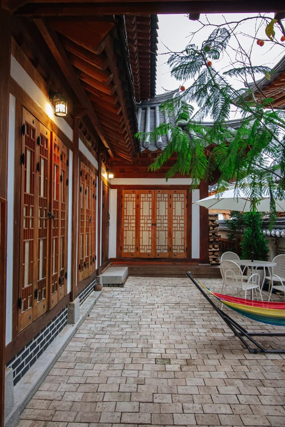 Eunpyeong Hanok Pyeonganchae은평한옥 Bed and Breakfast in Seoul