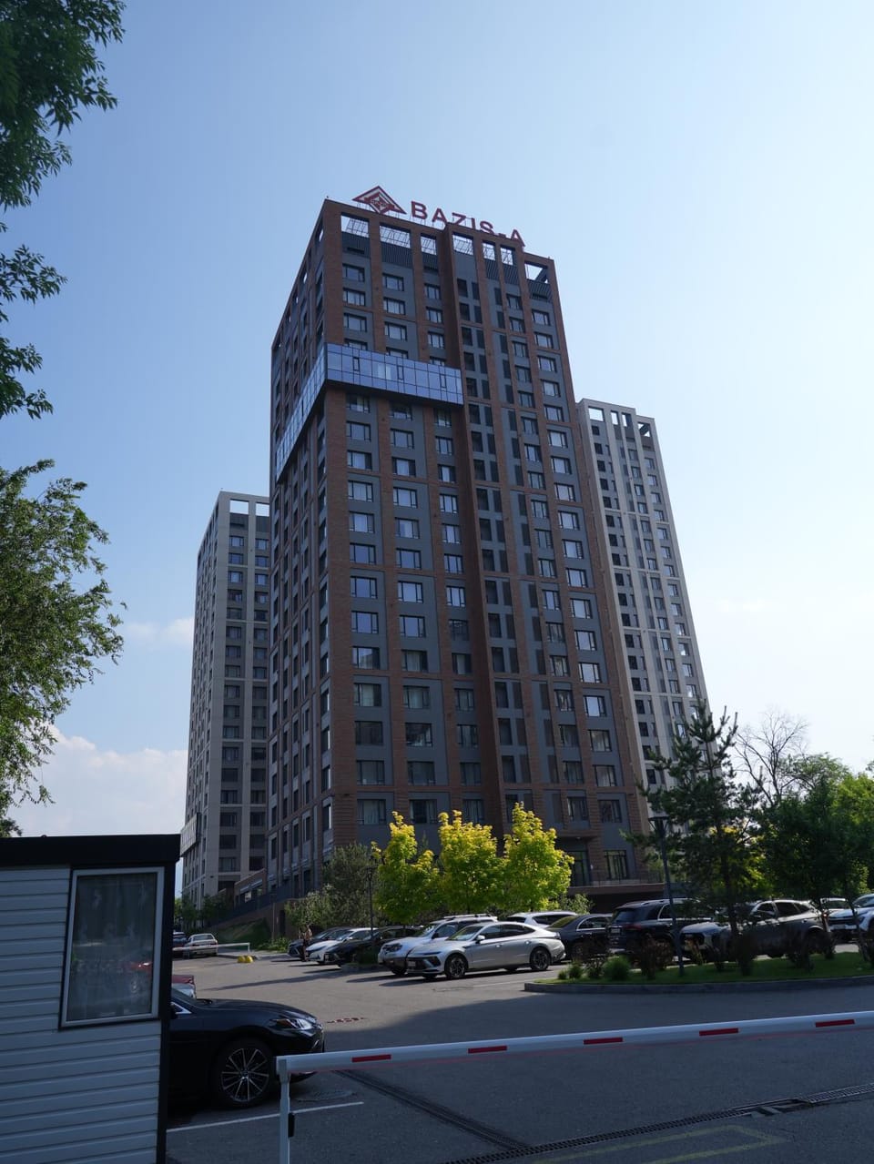 Property building, Location
