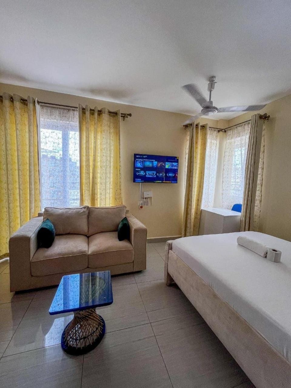 Stylish Studio, Fully Serviced Nyali Apartment in Mombasa County