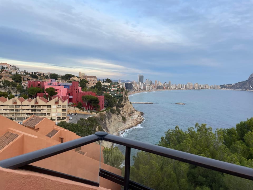 Natural landscape, View (from property/room), Balcony/Terrace, Balcony/Terrace, City view, Mountain view, Sea view