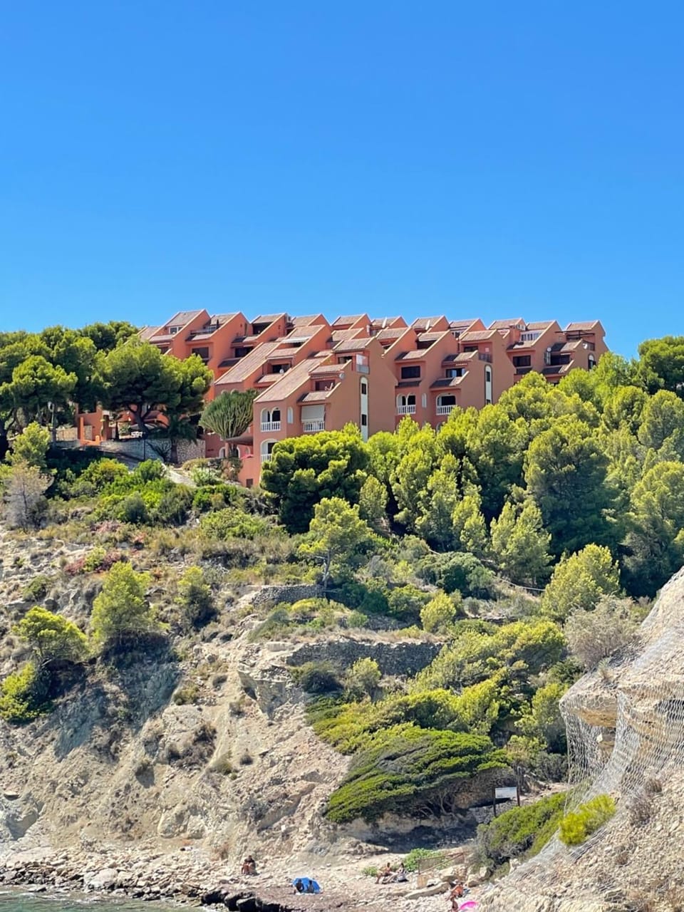 Property building, Day, Natural landscape, Mountain view