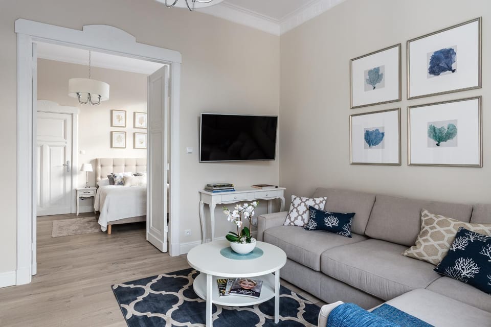 TV and multimedia, Living room, Photo of the whole room, Seating area