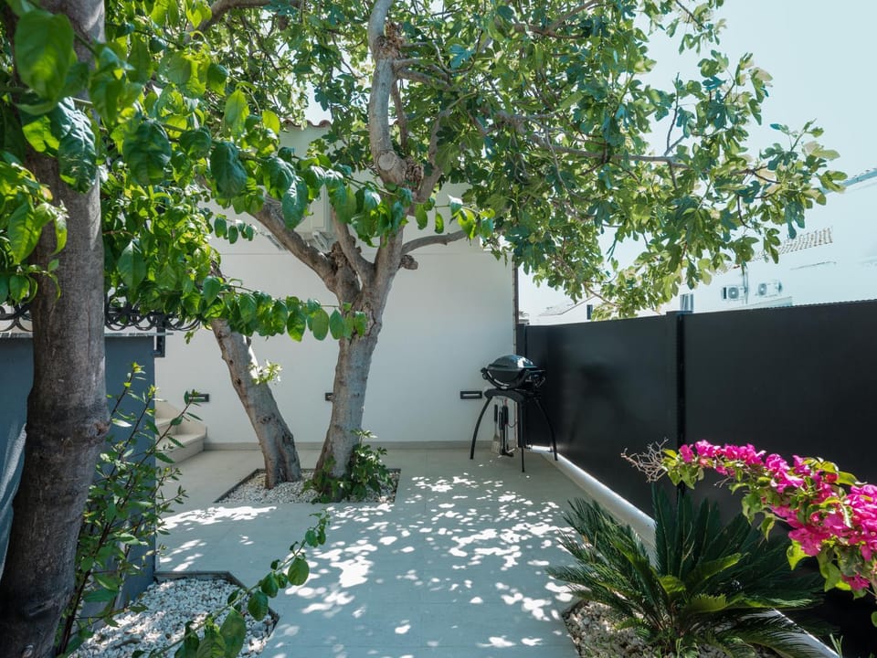 Garden, Garden view