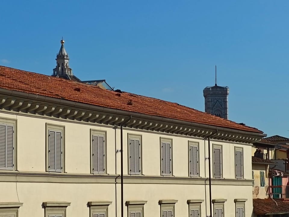 Florence White House Apartment in Florence