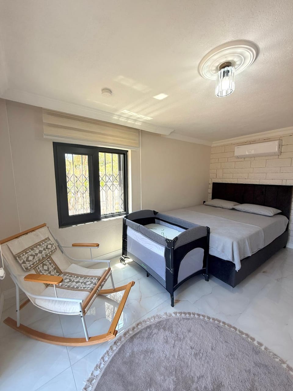Pearl Mansion-1 Modern 3BR Garden House Near Beaches in Cunda Villa in İzmir Province