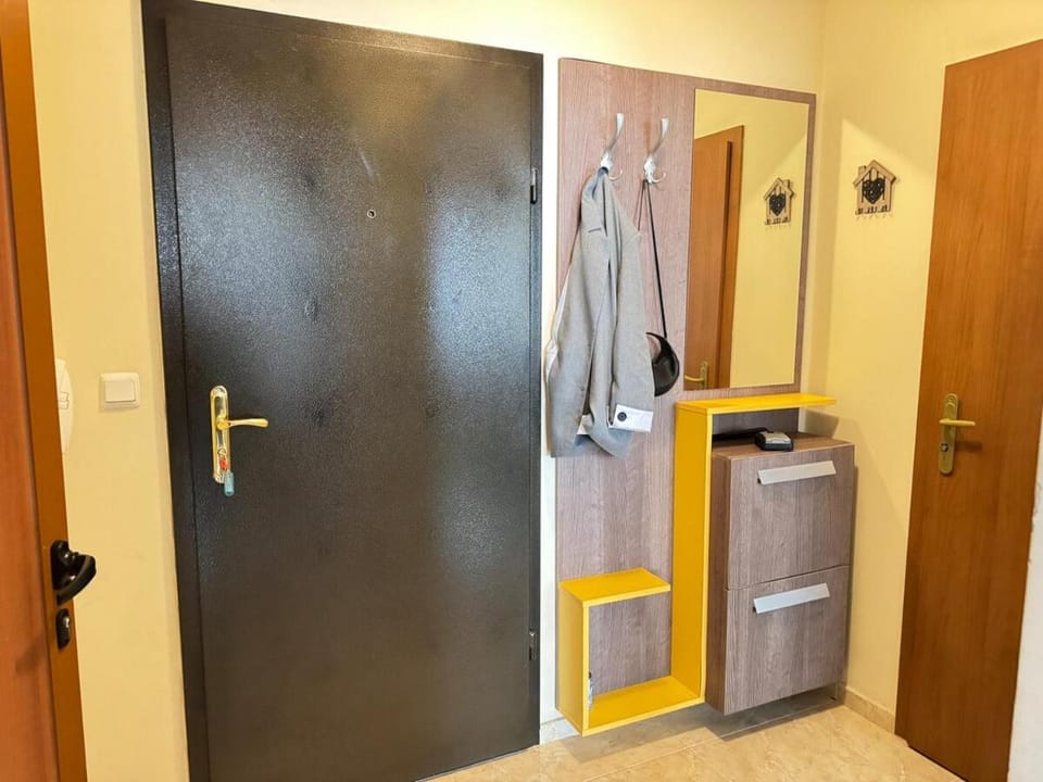 Bathroom, wardrobe