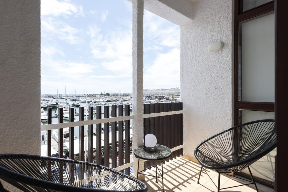 Marina Club II - Marina view by HD Apartment in Quarteira
