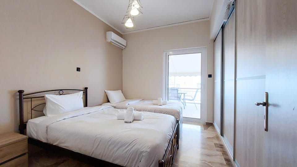 Modern, Renovated Apartment in Nikaia Apartment in Pireas