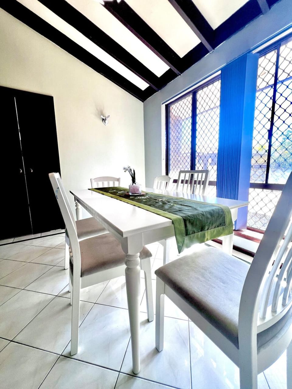 20 OFF Affortable Long Stay 4 Queen Bed House Near Uni City Swan River House in Perth