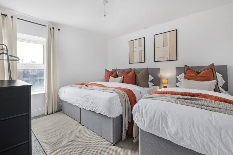 The Cedar - Free Parking, Netflix, Near M1, M69 Apartment in Leicester