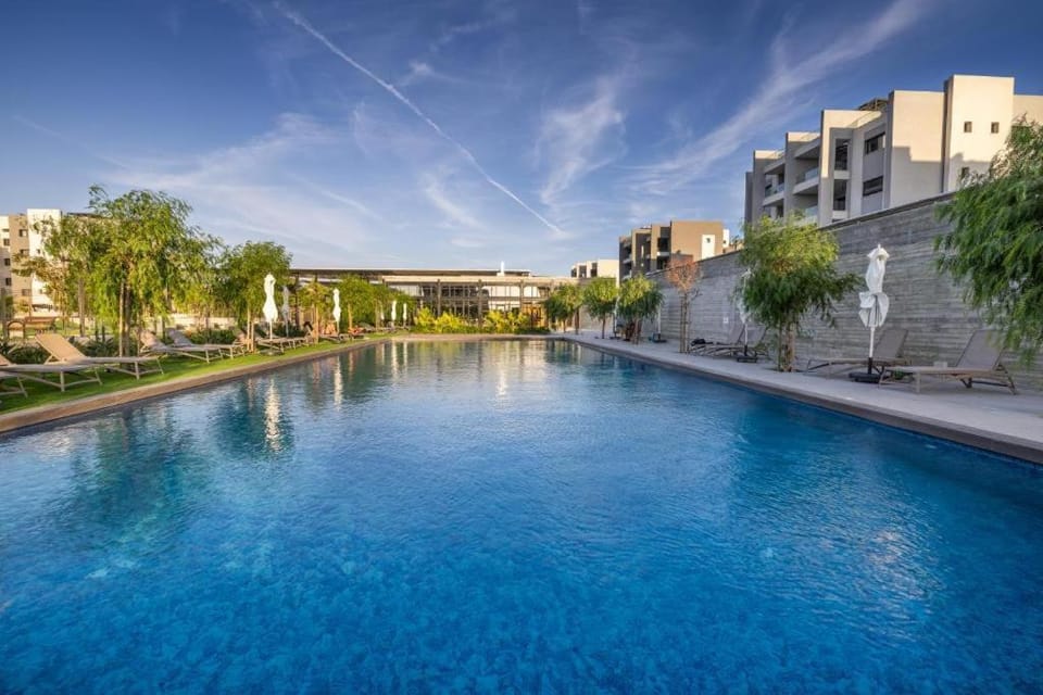 Rooftop Sunset Garden by Staycom Apartment in Limassol City