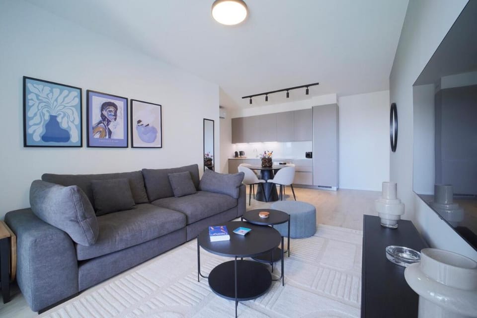 Rooftop Sunset Garden by Staycom Apartment in Limassol City