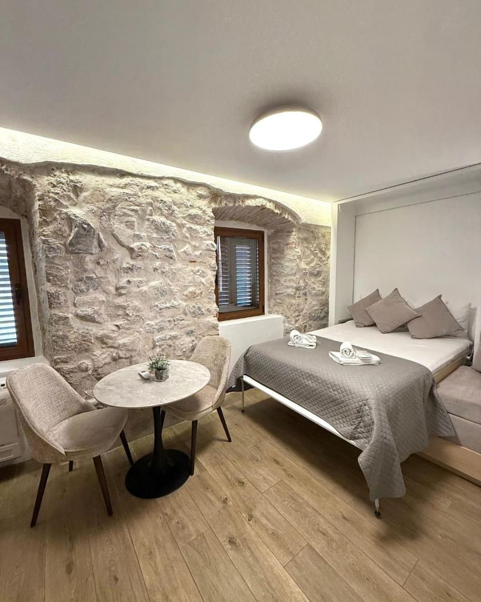 Casa Del Sol Pietra Kotor Apartment in Kotor