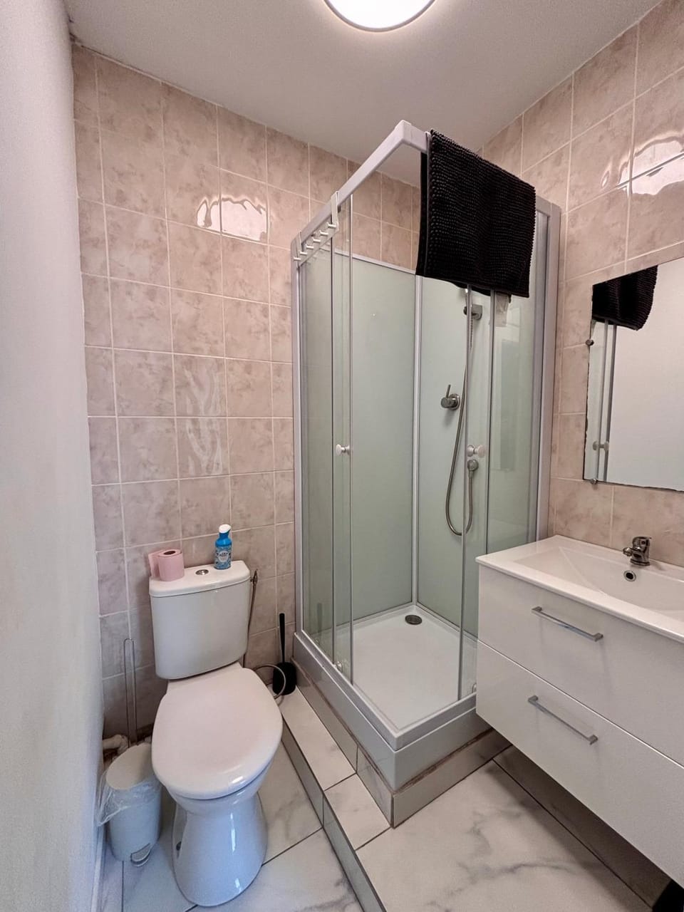 Appartement Niçois à 500m de la mer Apartment in Nice