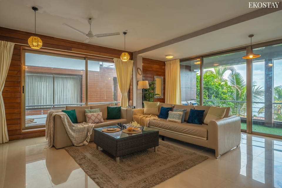 Living room, Seating area
