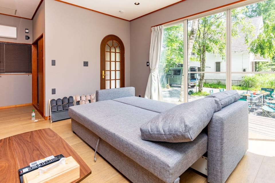 Living room, Bedroom