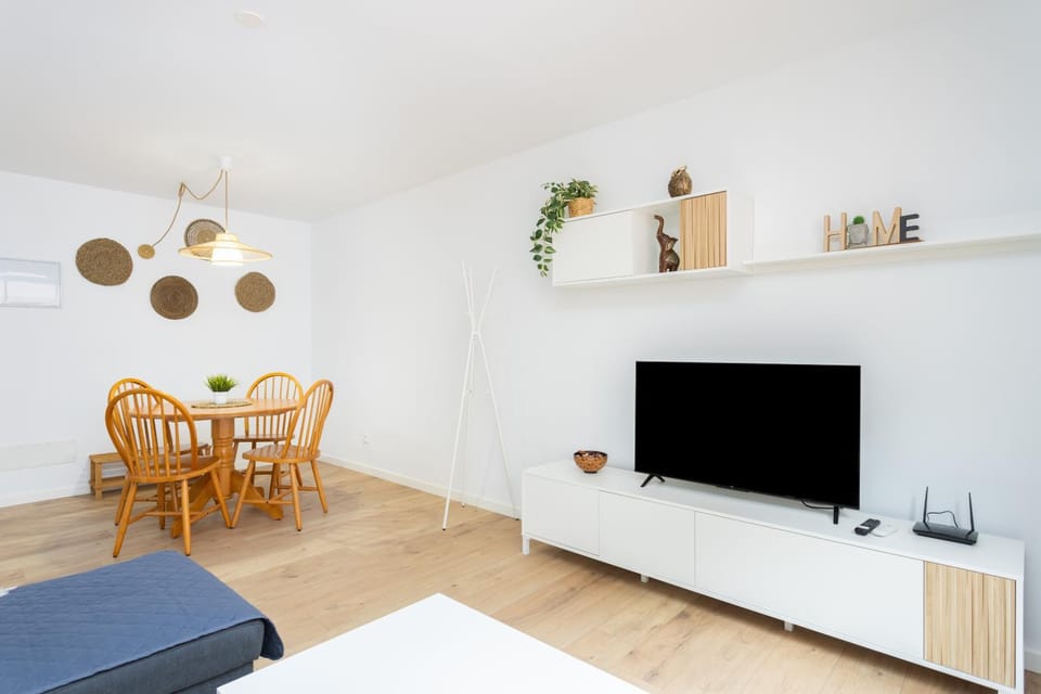 Home2Book Sunny Apt with Pool, Martiánez Beach Apartment in Puerto de la Cruz