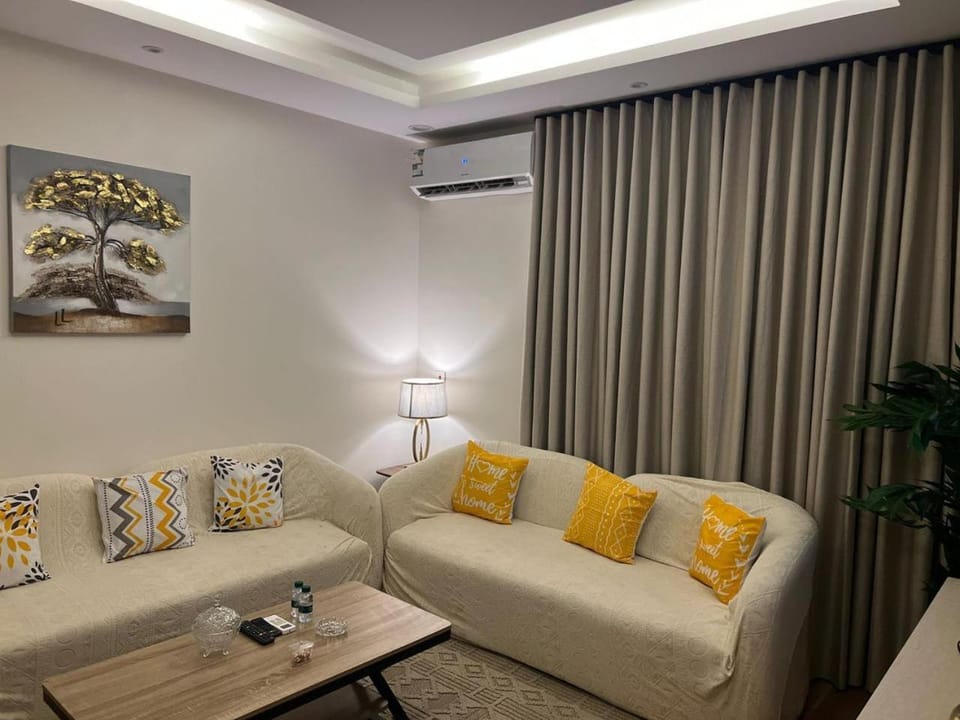 Living room, Seating area, air conditioner