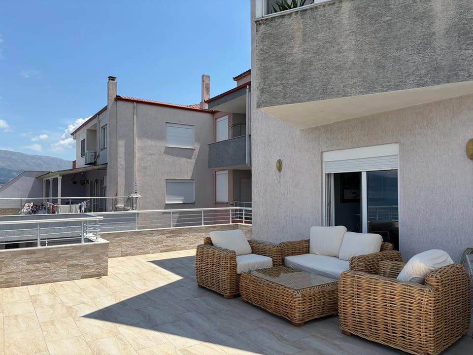 Pogradec Lakeview Apartament Apartment in North Macedonia