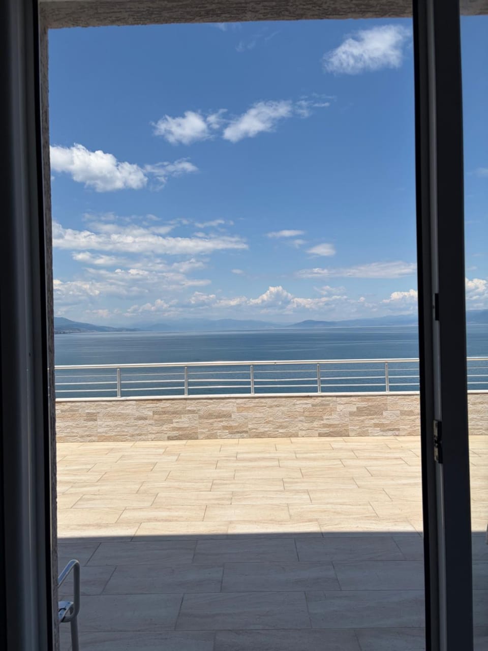 Pogradec Lakeview Apartament Apartment in North Macedonia