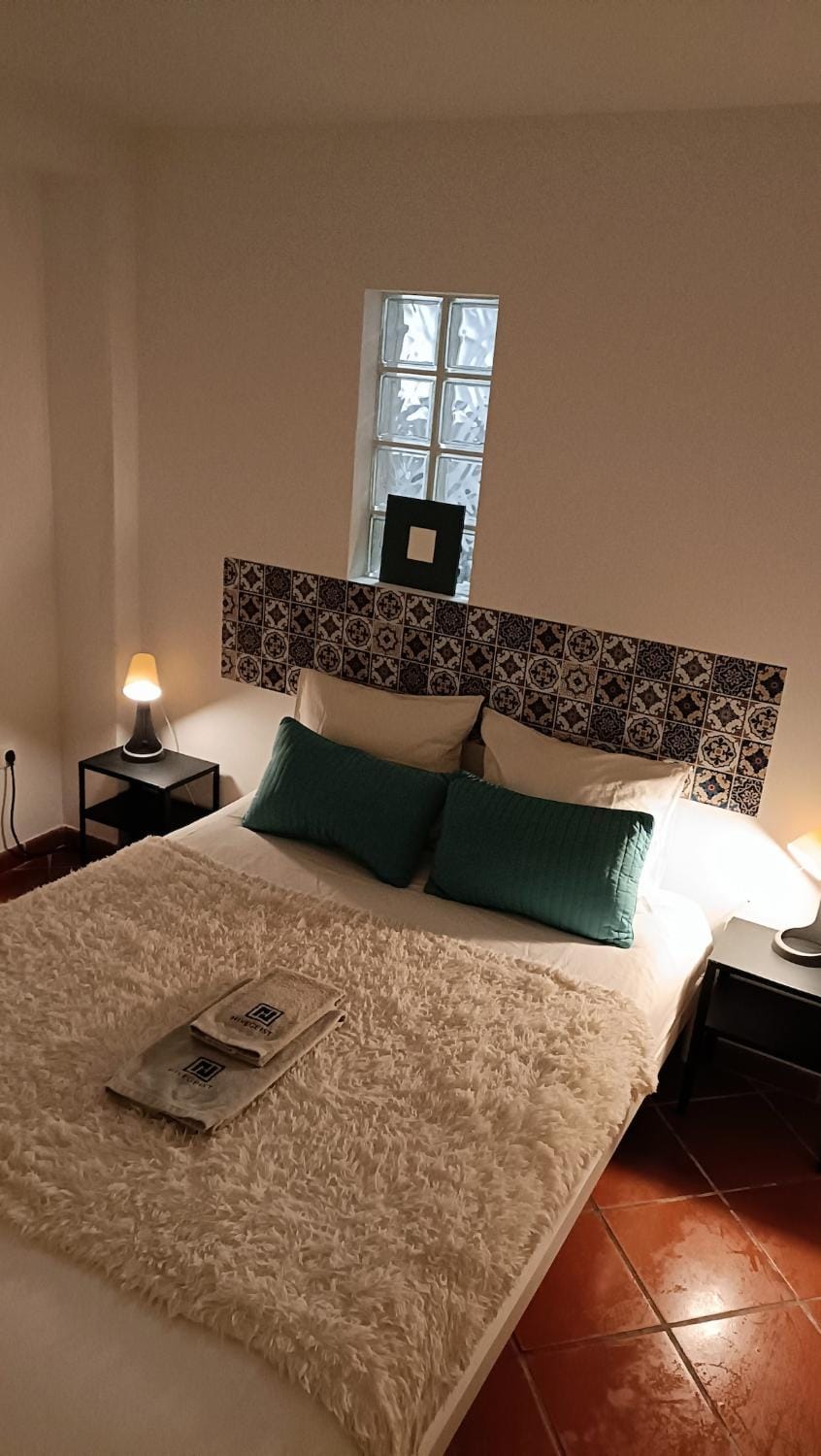 Cosy at Madragoa Apartment in Lisbon
