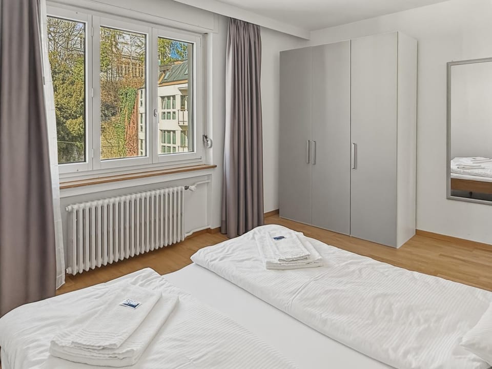 Bedroom, wardrobe