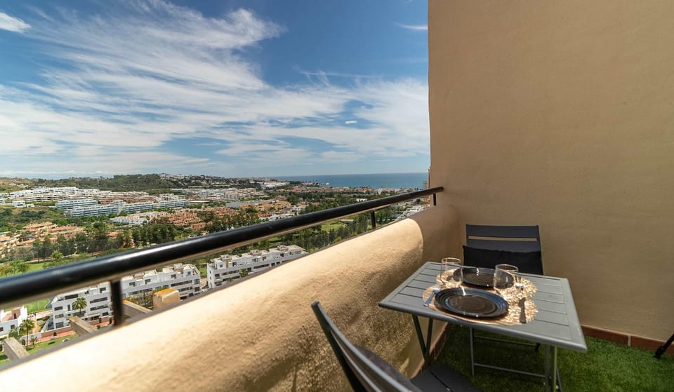 View (from property/room), Balcony/Terrace, Seating area