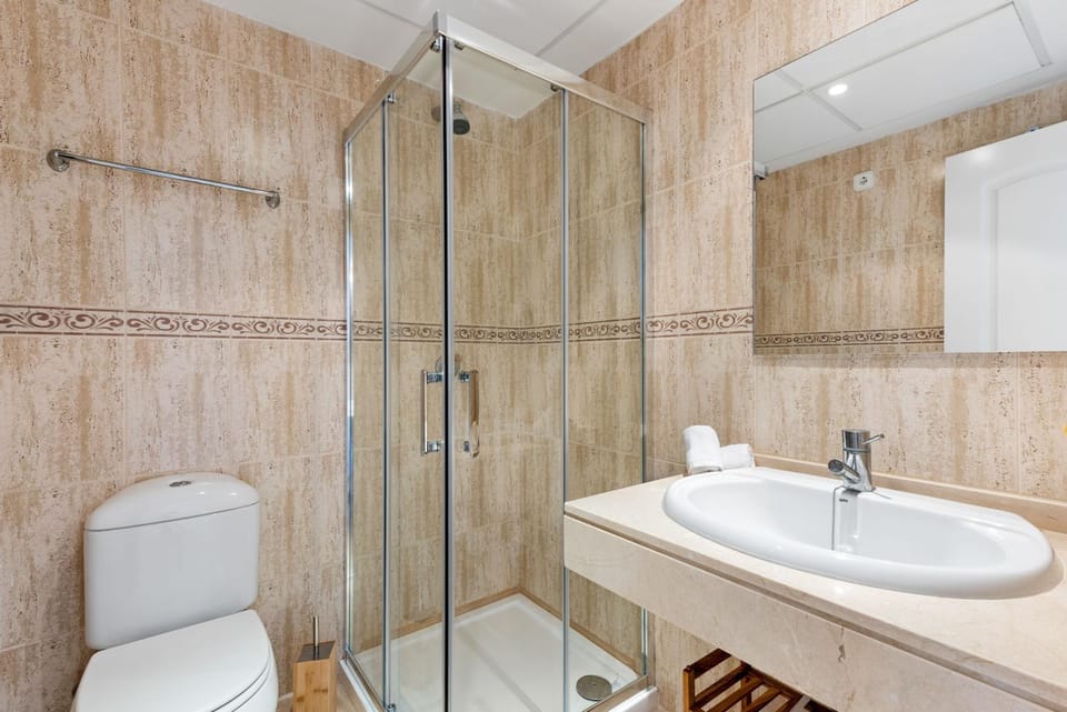 Duquesa Suites Seaview Apartment in Costa del Sol