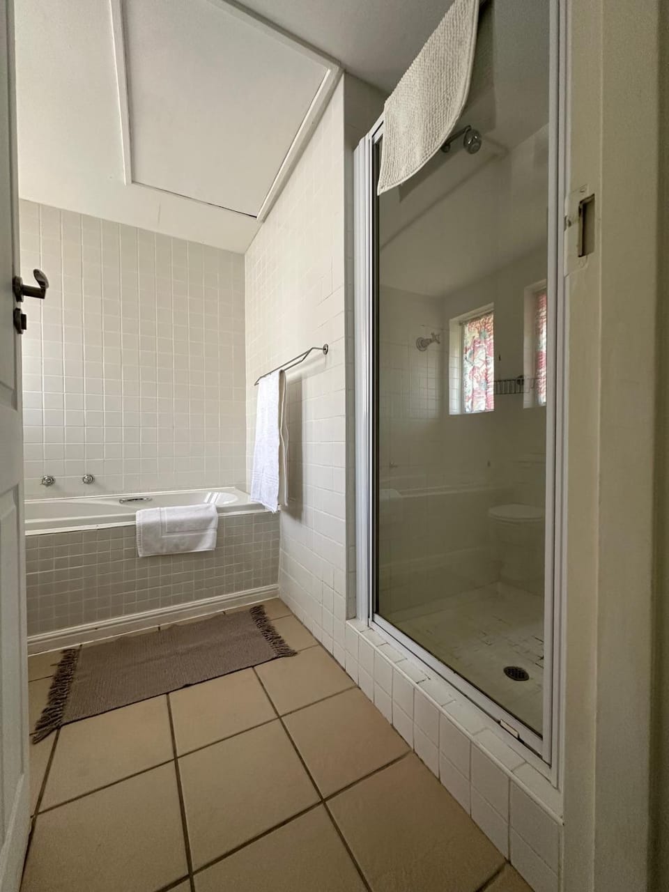 Shower, Bathroom, Bath, towels