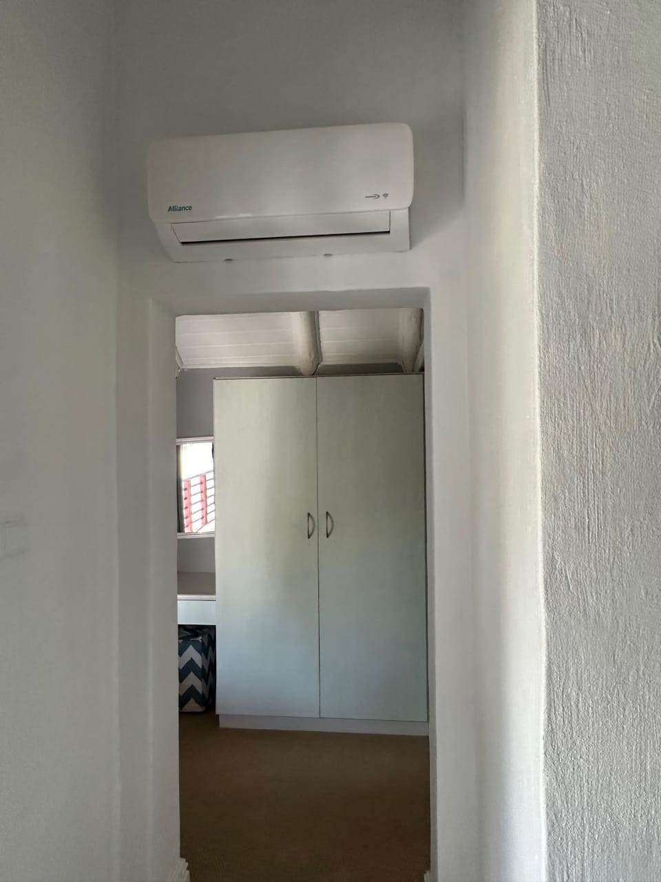 wardrobe, air conditioner