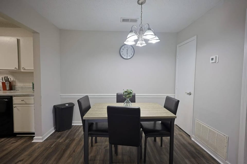 Northtown Apartments 12H I Comfy 2 Bed 2 Bath Apartment in Flowood